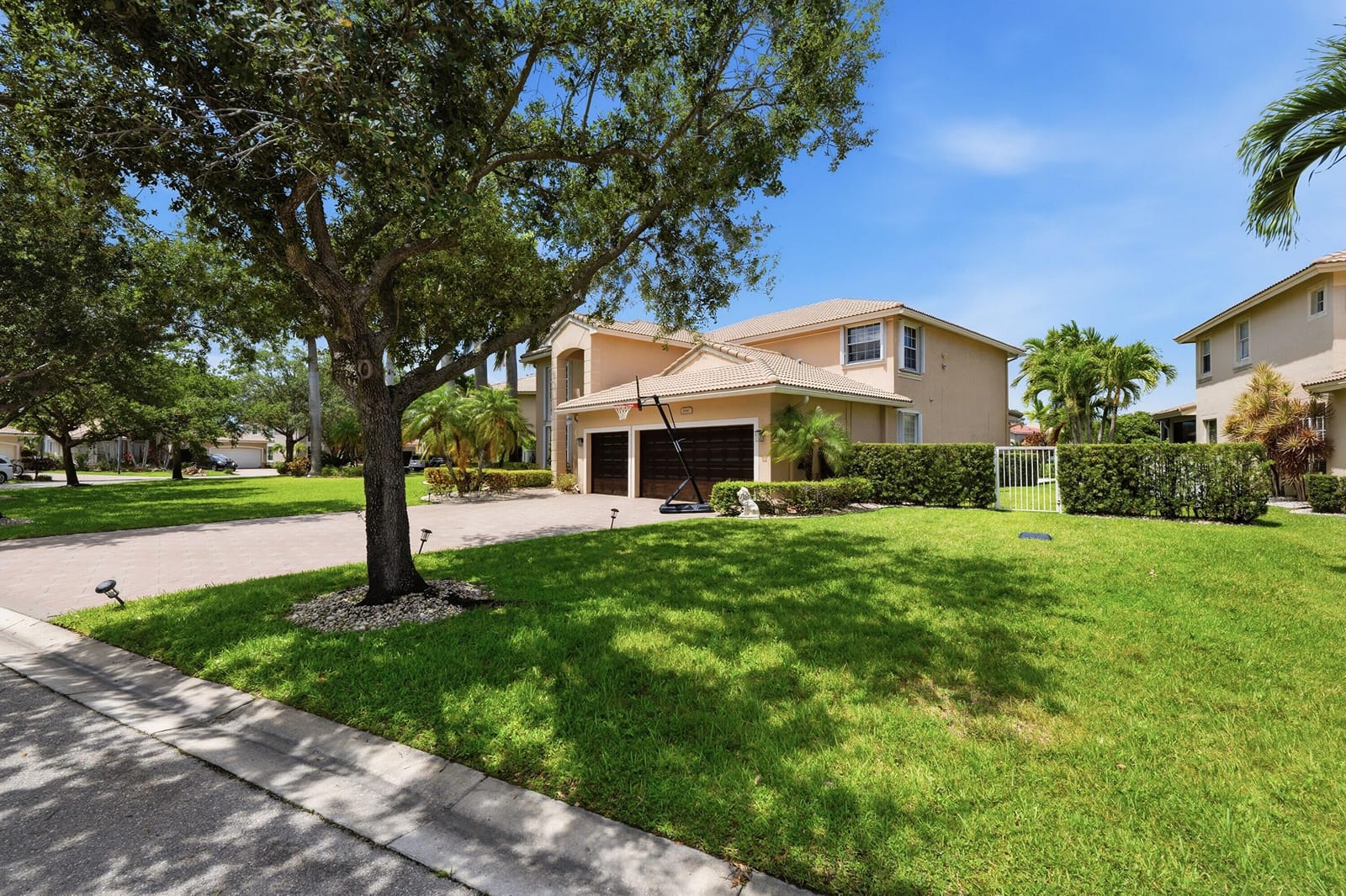 5947 NW 54th Circle, Coral Springs, FL 33067 photo 5