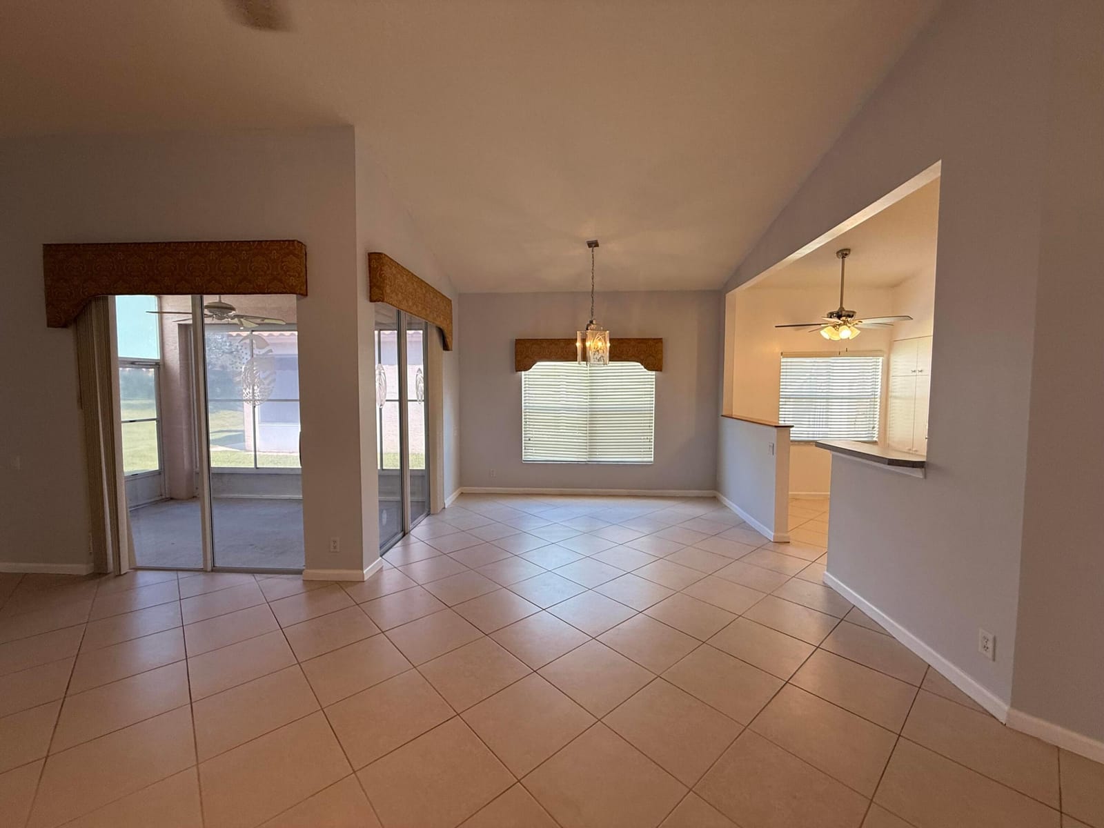633 NW Whitfield Way — photo 5