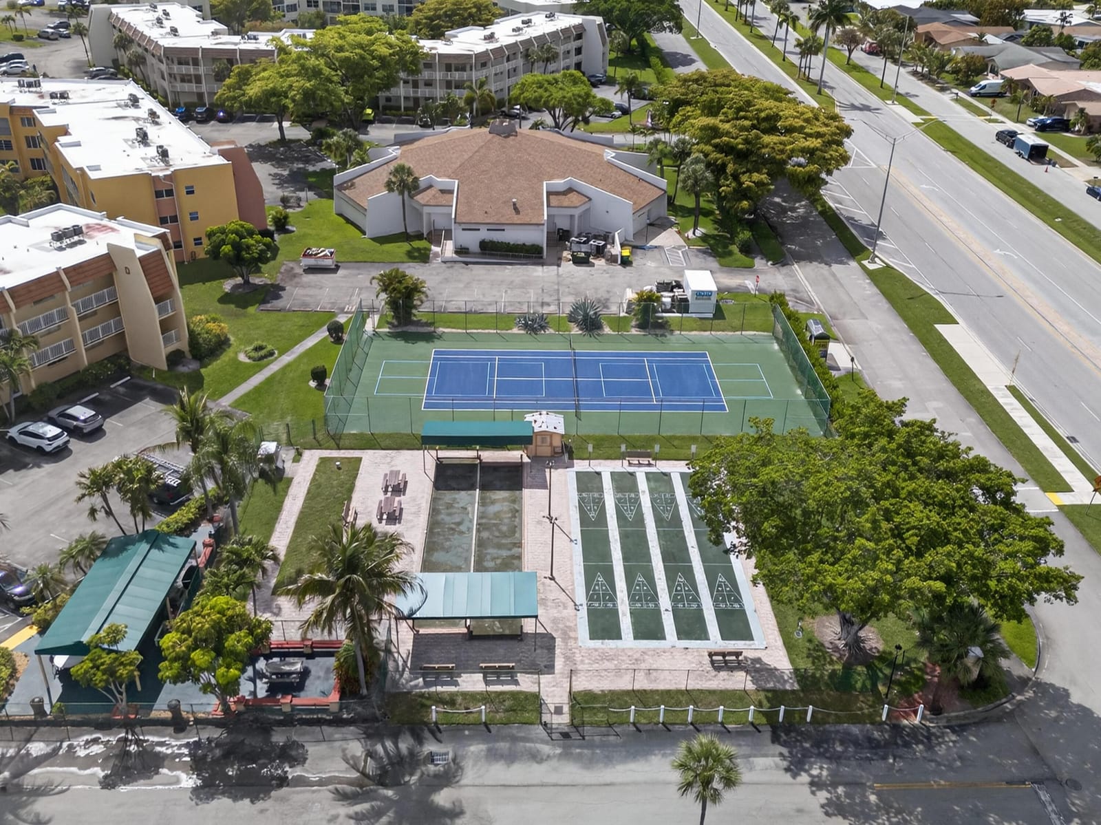 6570 Royal Palm Boulevard 306j, Margate, FL 33063 photo 2