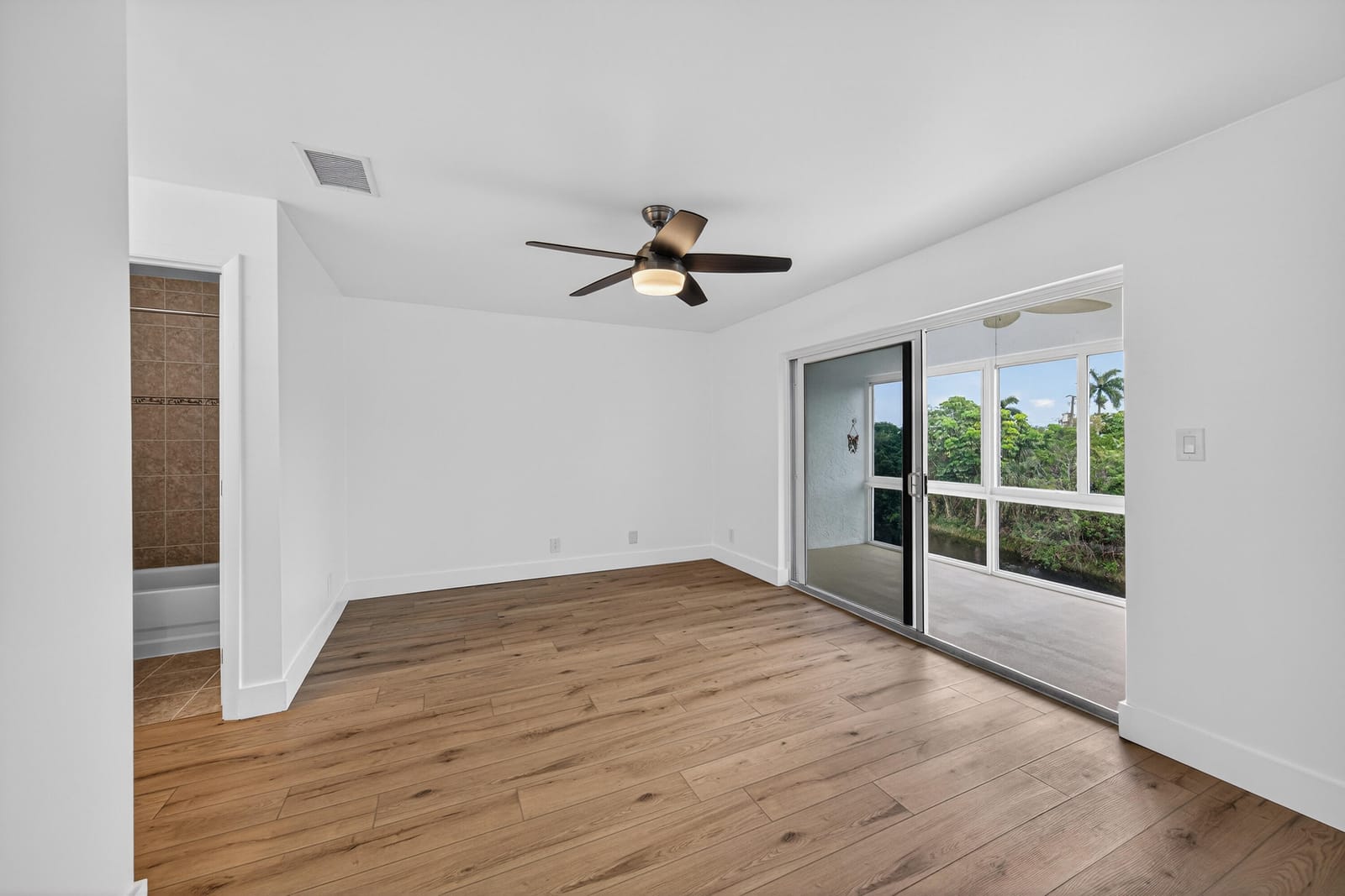6570 Royal Palm Boulevard 306j, Margate, FL 33063 photo 27