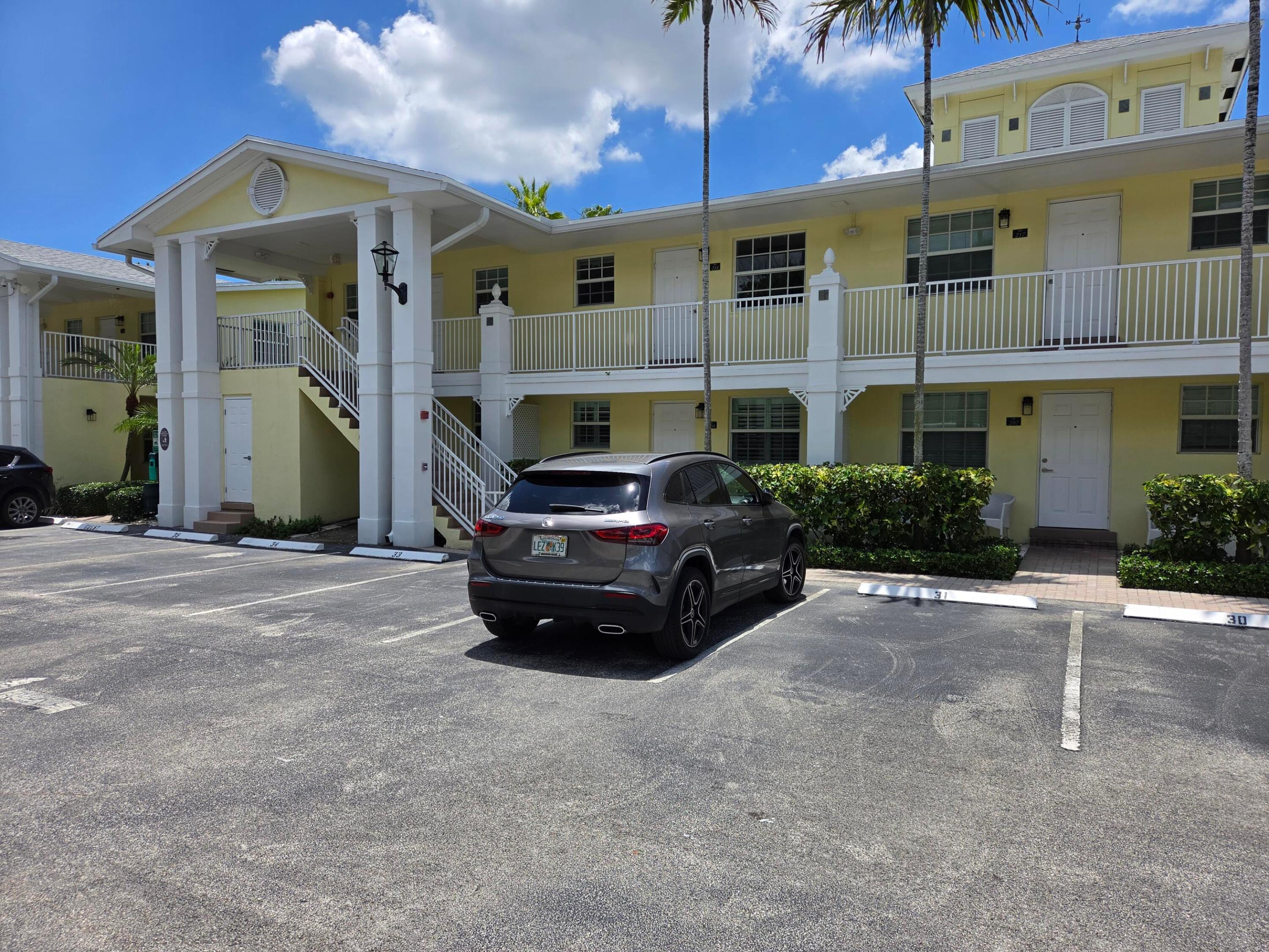 2660 NE 8th Avenue Unit 219, Wilton Manors, FL 33334, Wilton Manors