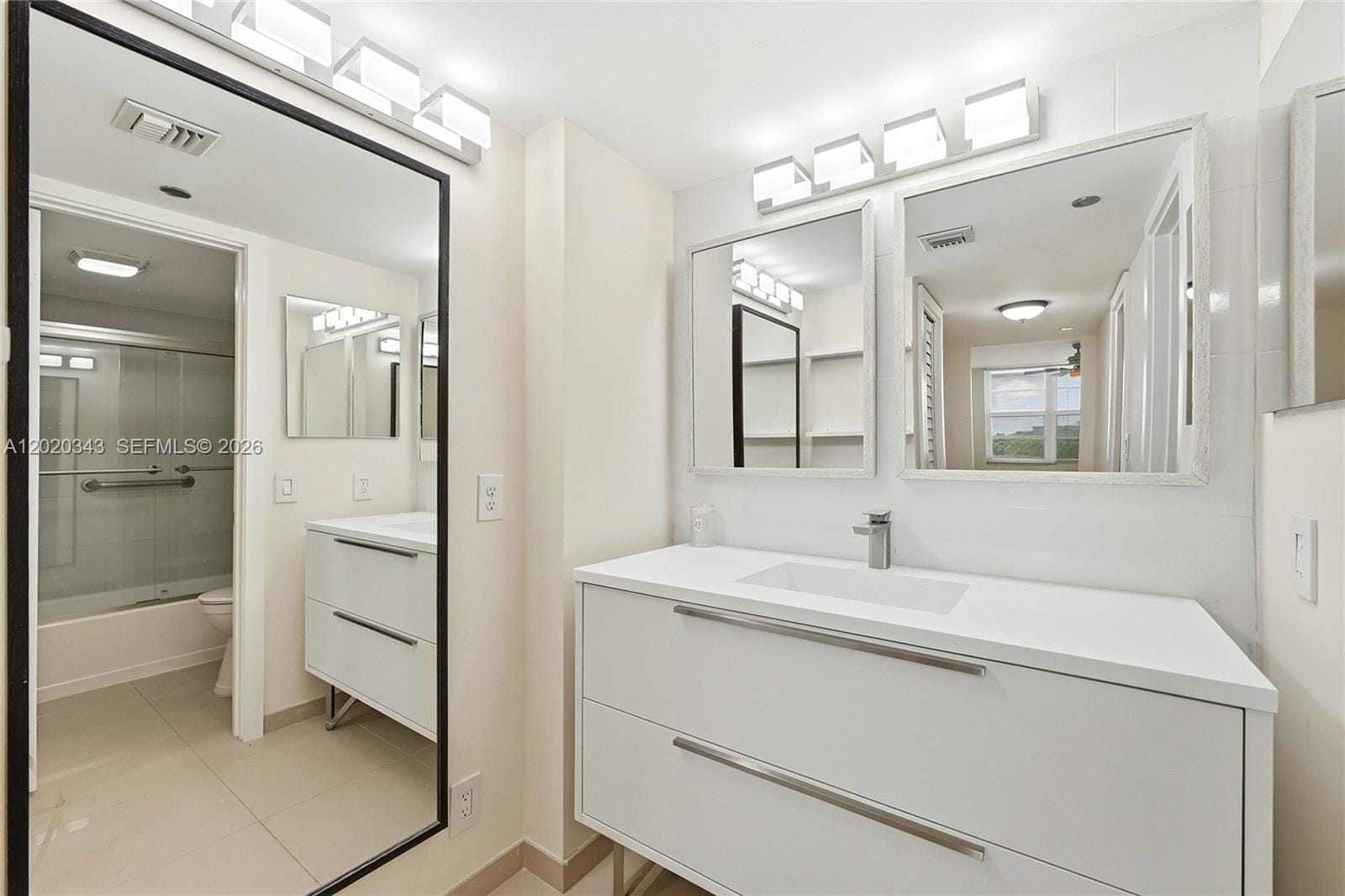 3520 Oaks Way 407 — photo 12