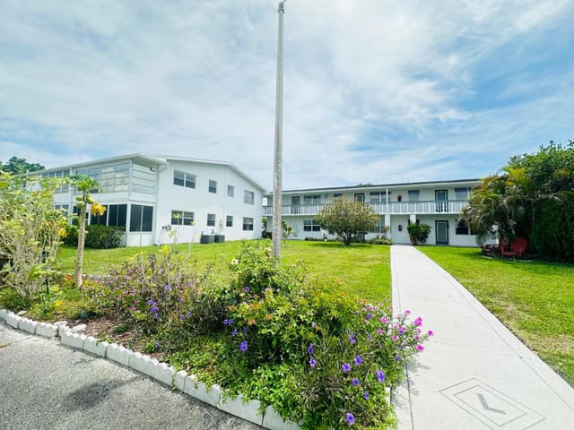 269 Farnham L, Farnham, Deerfield Beach, FL