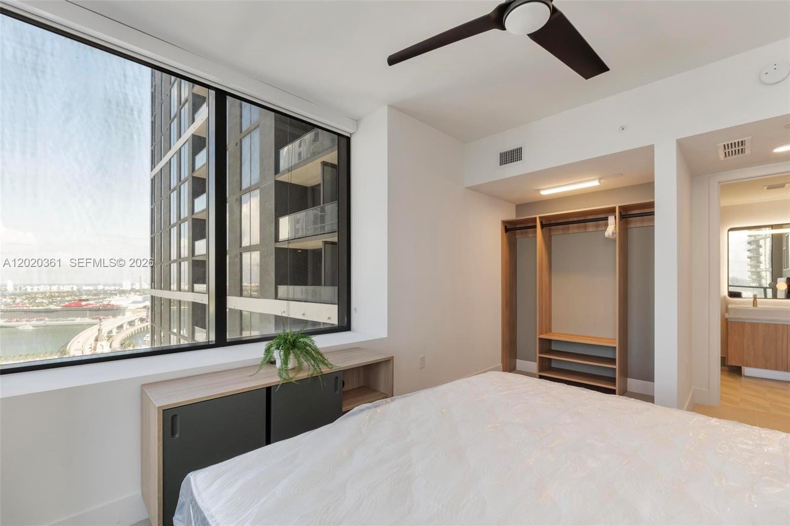 601 NE 1st Avenue 2801, Miami, FL 33132 photo 10