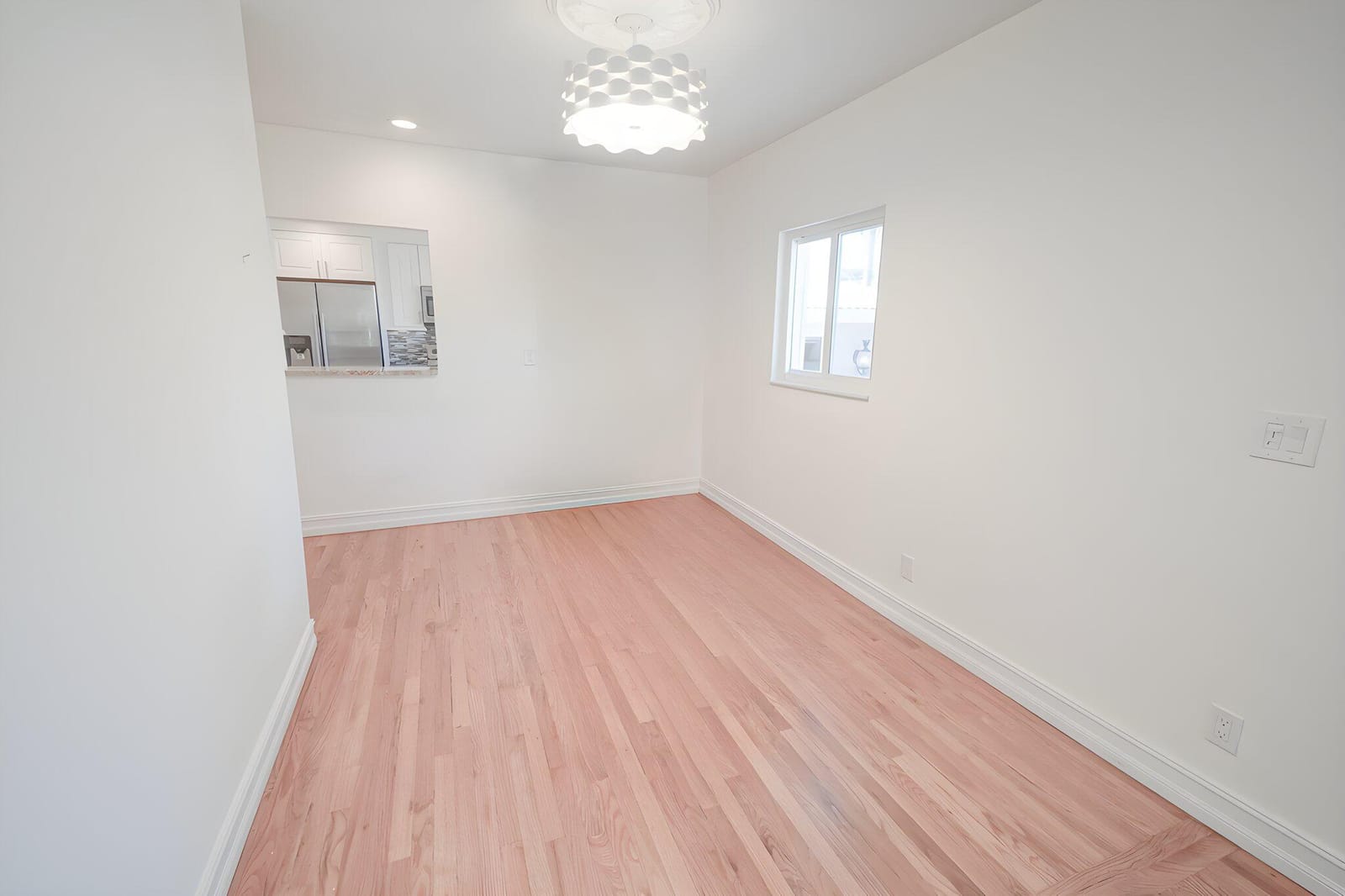 3216 Karen Drive — photo 2