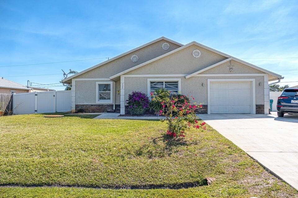 725 SW Hibiscus Street, Port St. Lucie, FL 34983 photo 17