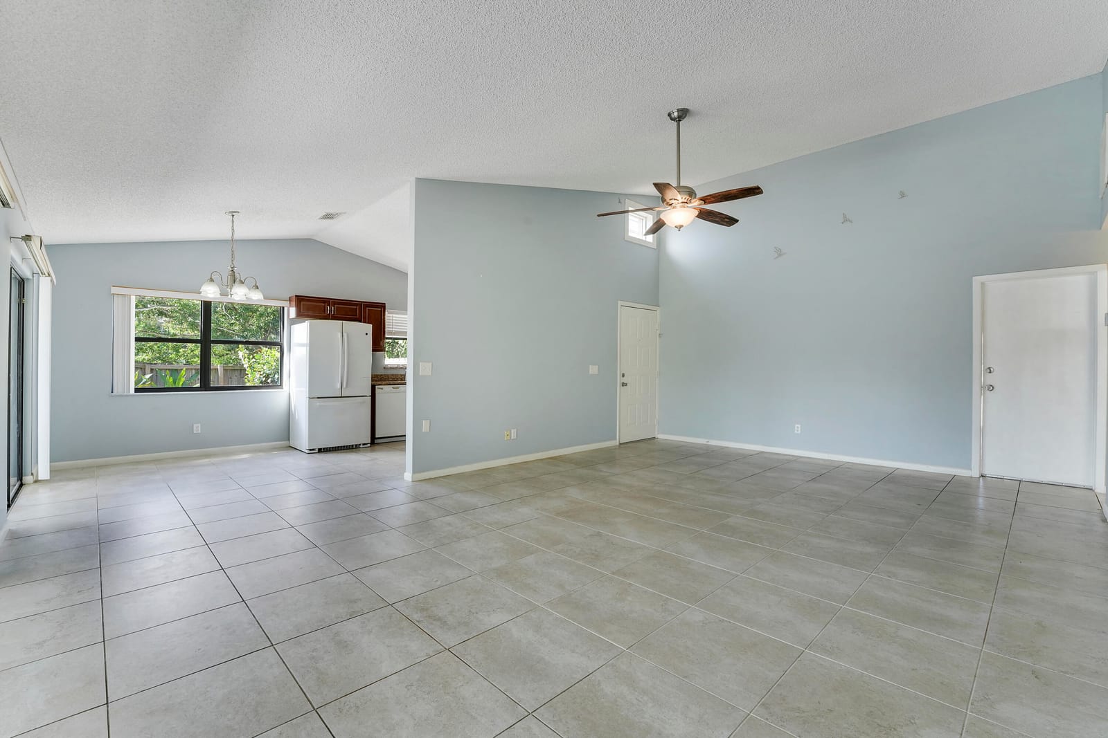 4617 SE Geneva Drive, Stuart, FL 34997 photo 9