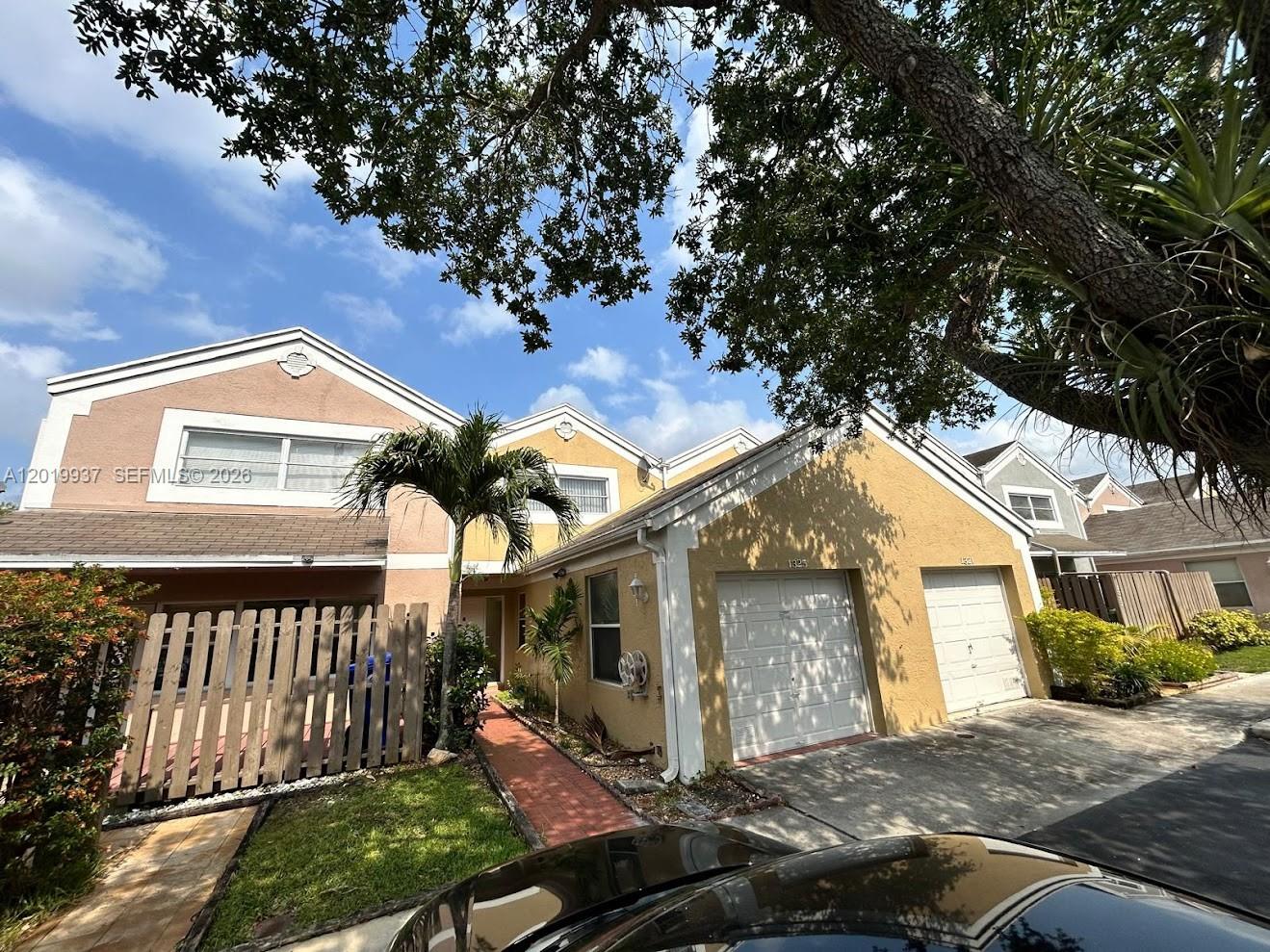1325 NW 124th Avenue 1325, Pembroke Pines, FL 33026, Pembroke Pines