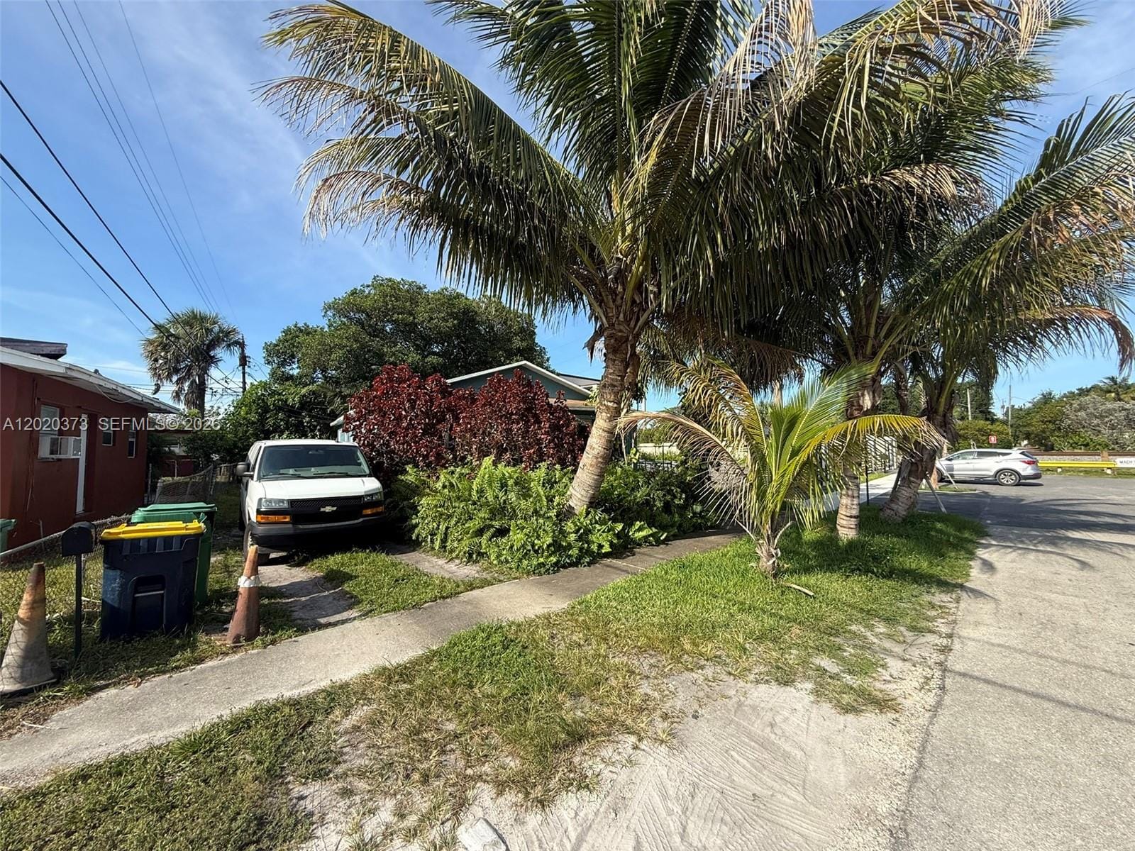 688 SW 7th Terrace, Dania Beach, FL 33004 photo 9