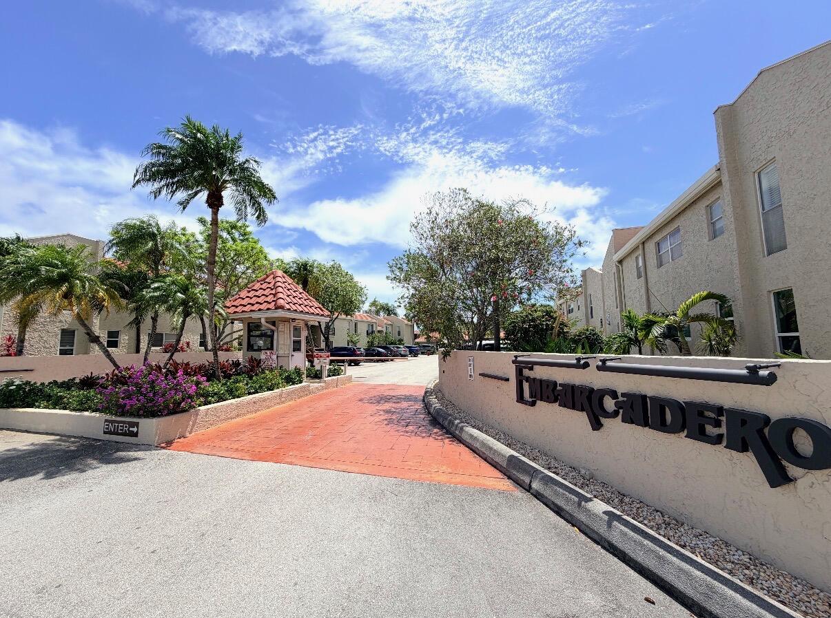 5326 NE 6th Avenue 23 H, Oakland Park, FL 33334, Oakland Park