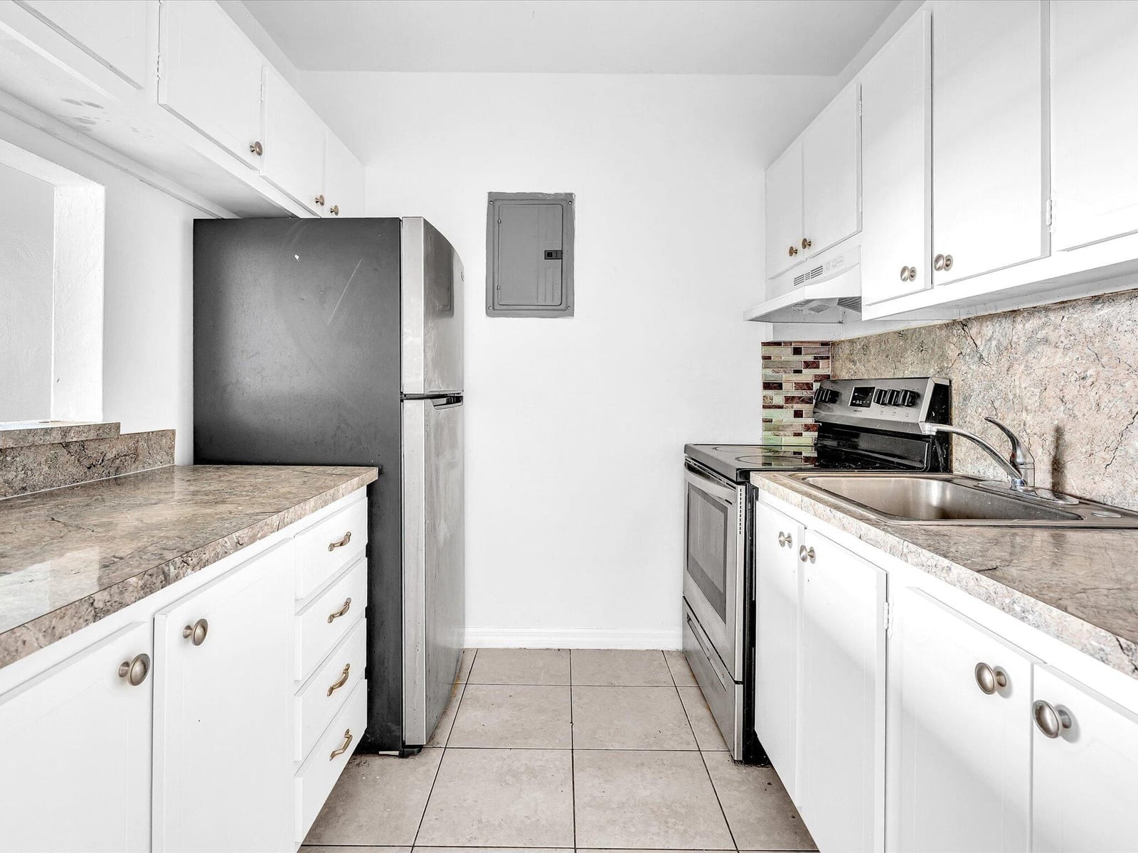 2915 Plunkett Street 5d — photo 9