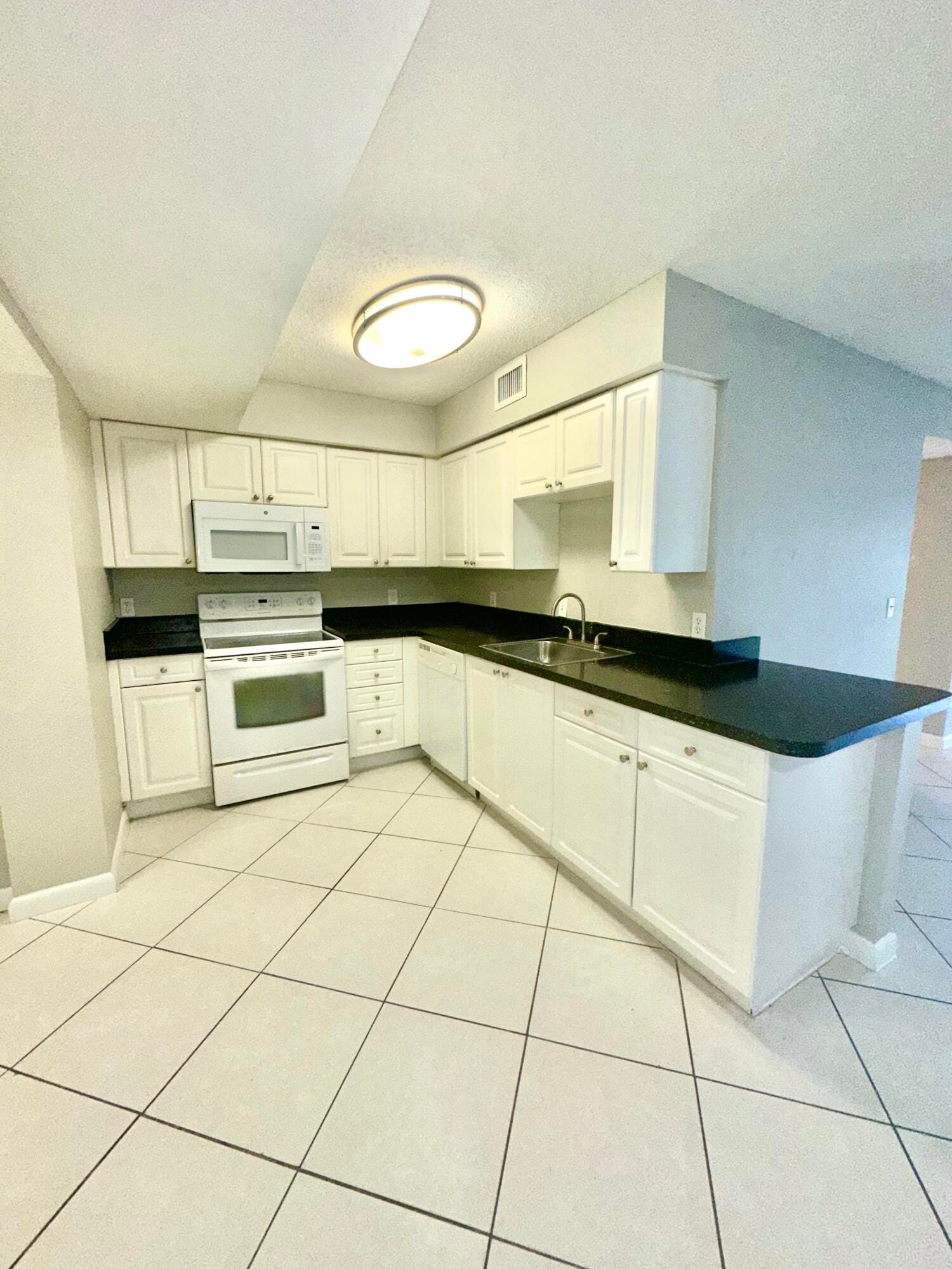 4120 Union Square Boulevard C1 — photo 10