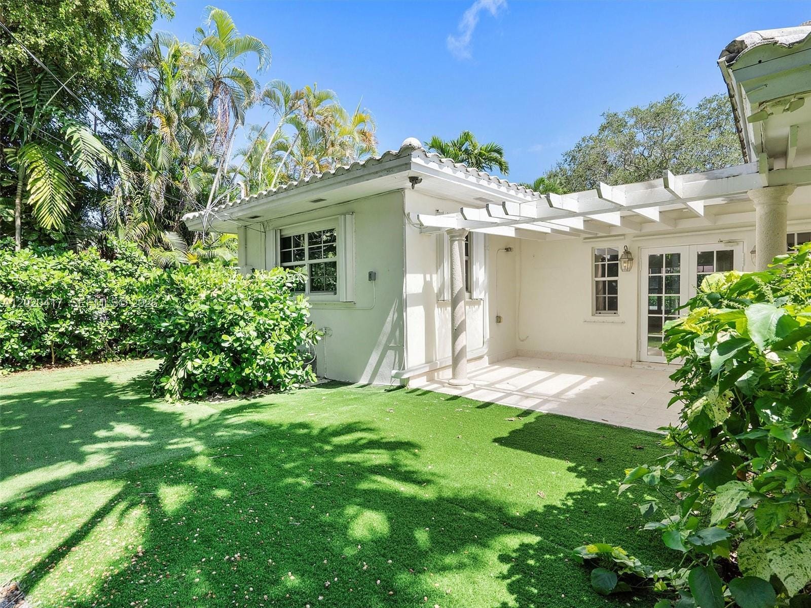 731 Sistina Avenue, Coral Gables, FL 33146 photo 2