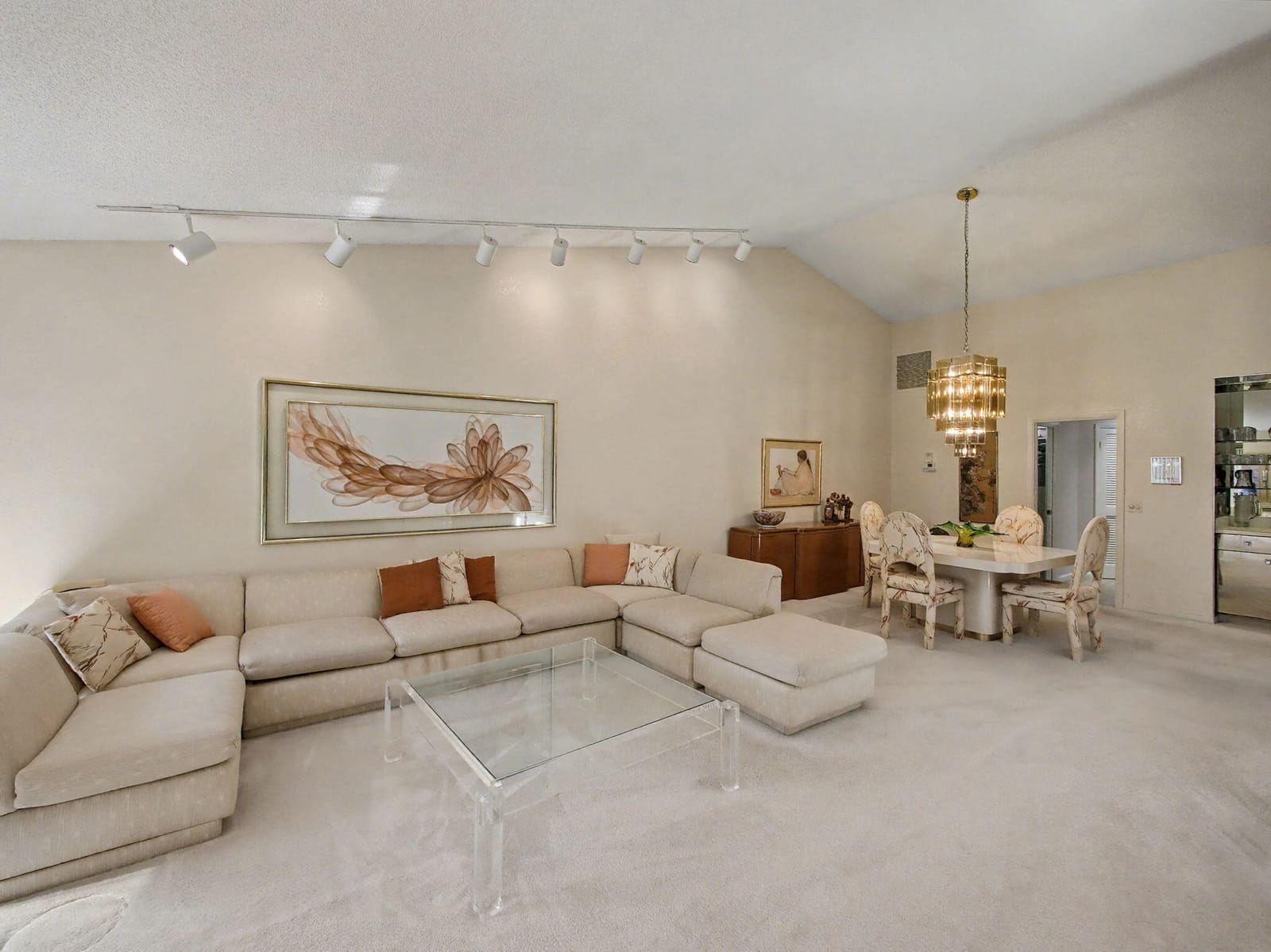 6742 Versailles Court, Lake Worth, FL 33467 photo 2