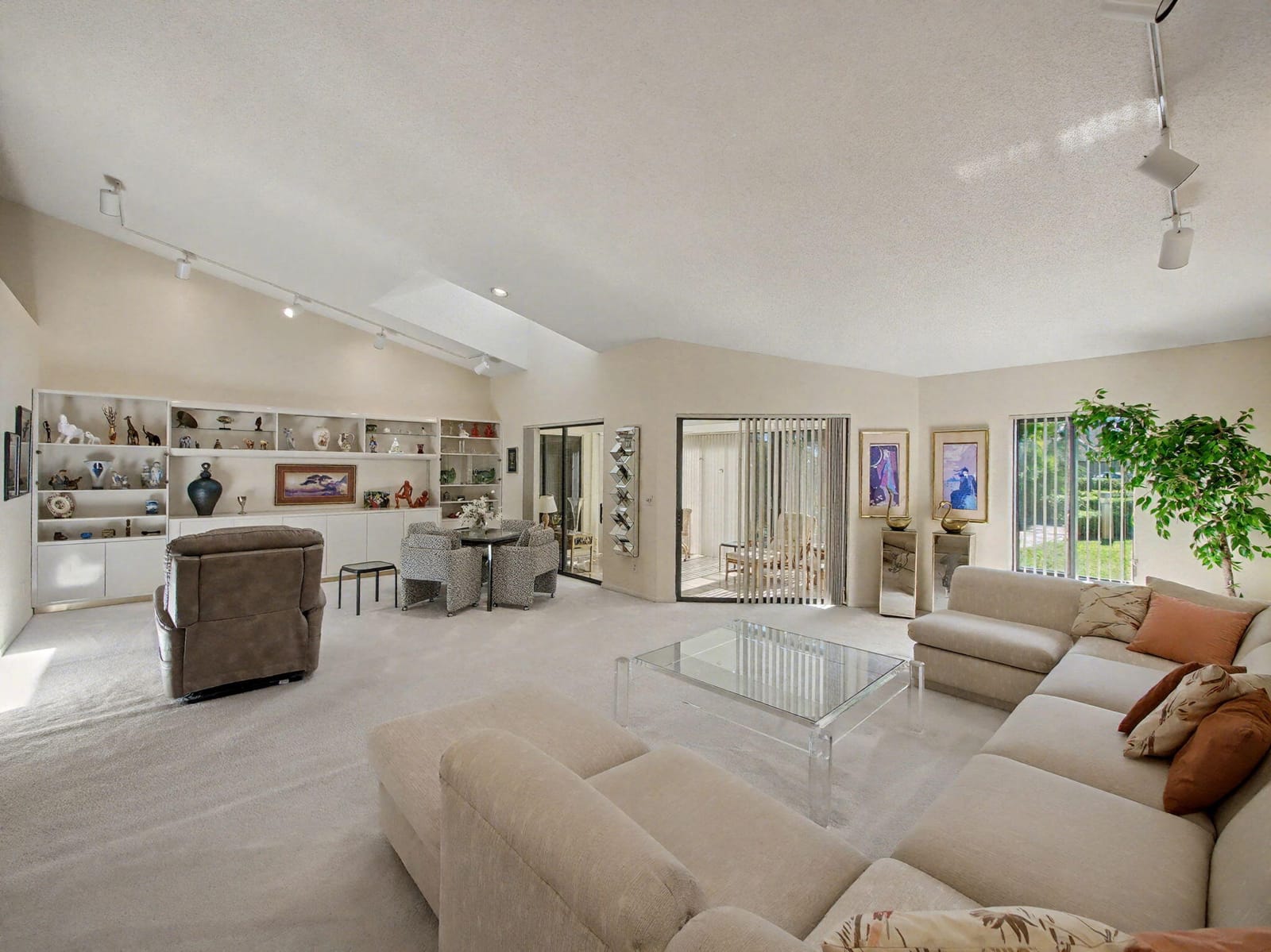 6742 Versailles Court, Lake Worth, FL 33467 photo 7