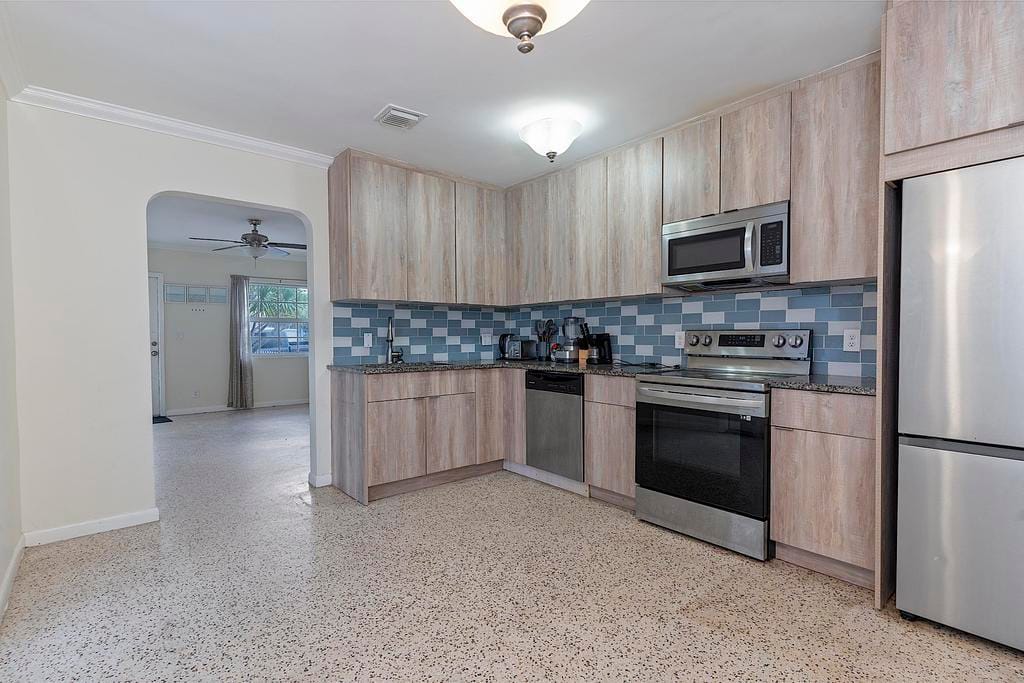 802 N J Street — photo 8