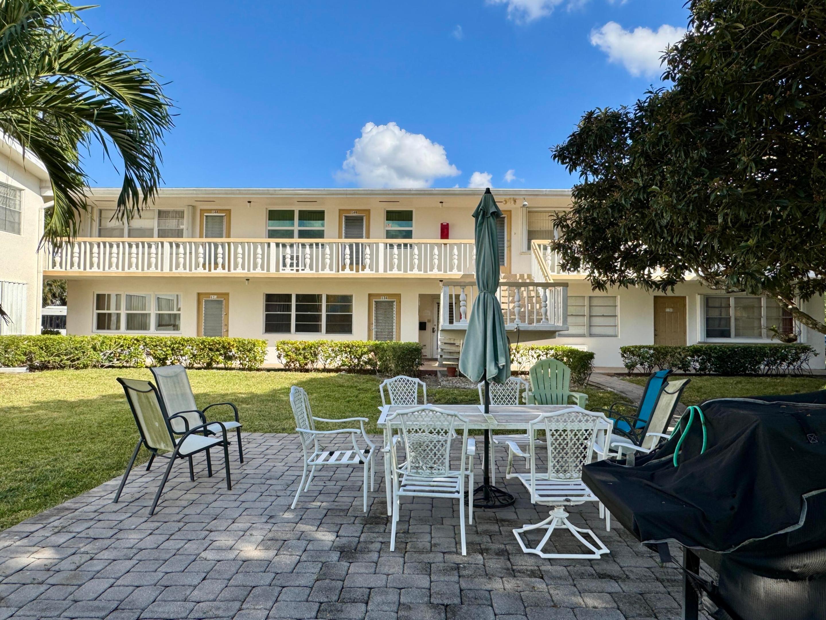 148 Bedford F, West Palm Beach, FL 33417, West Palm Beach