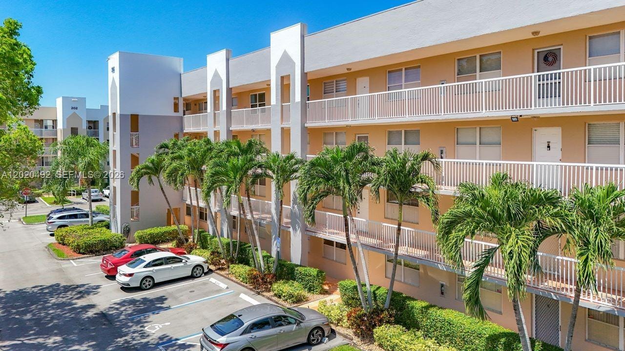 10208 NW 24th Place 203, Sunrise, FL 33322 photo 7