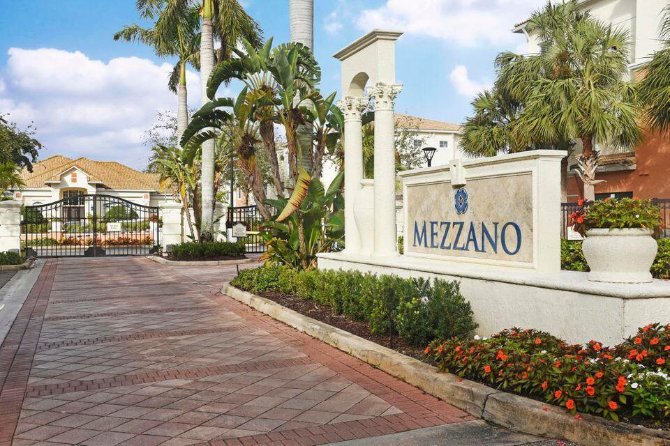 9905 Baywinds Boulevard 2202, West Palm Beach, FL 33411, West Palm Beach