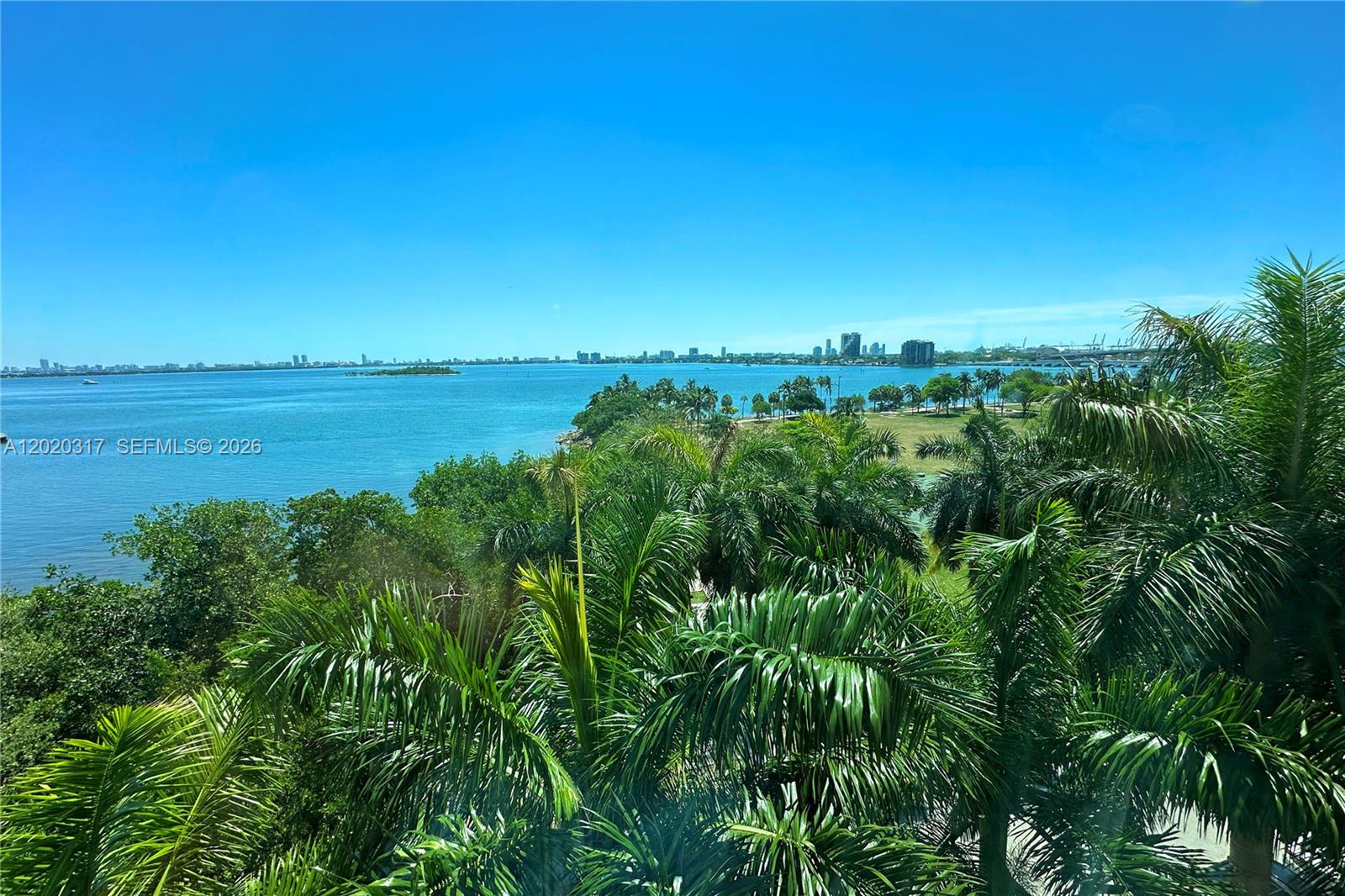 2000 N Bayshore Drive 614, Miami, FL 33137, Miami