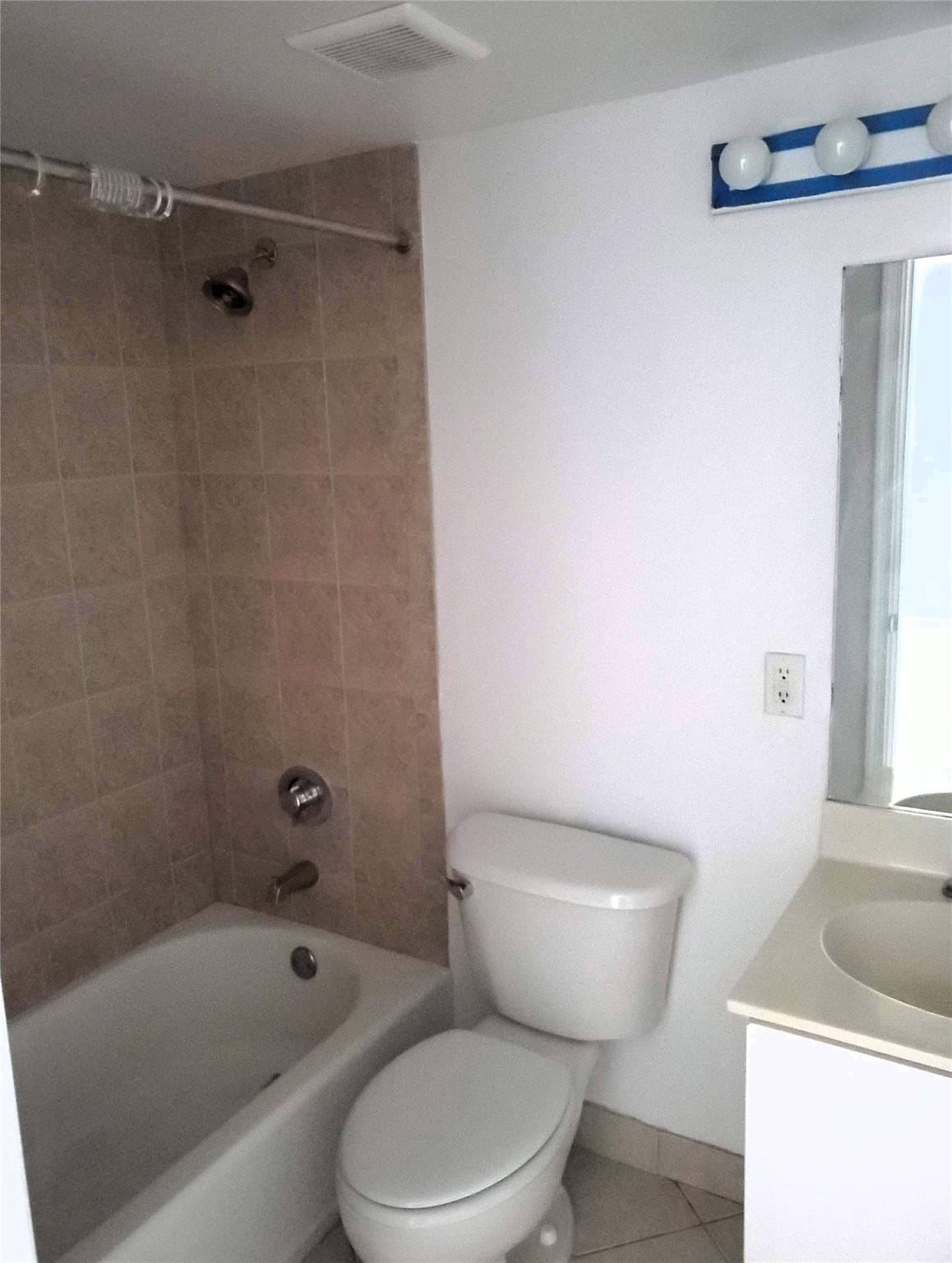 2660 NE 8th Avenue 302, Wilton Manors, FL 33334 photo 12