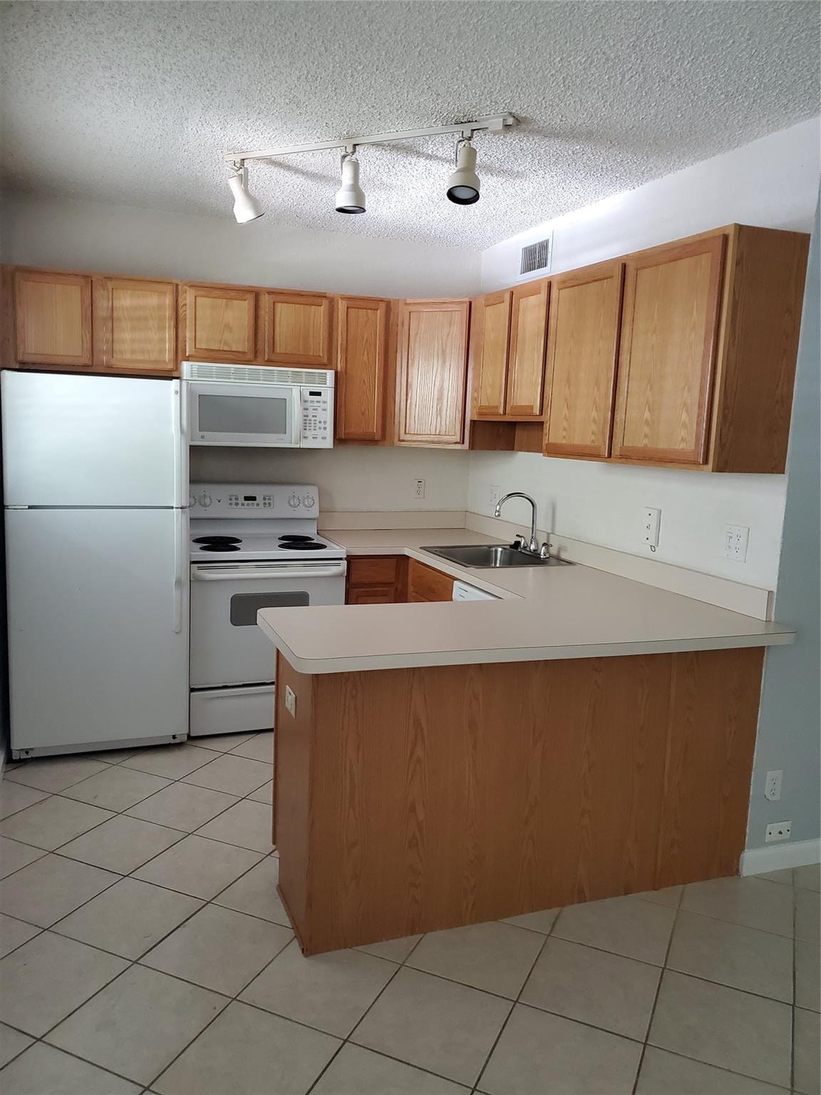 2660 NE 8th Avenue 302, Wilton Manors, FL 33334 photo 6