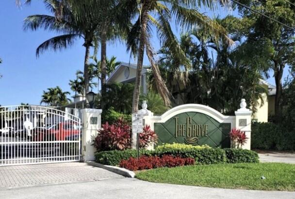 2660 NE 8th Avenue 302, Wilton Manors, FL 33334, Wilton Manors