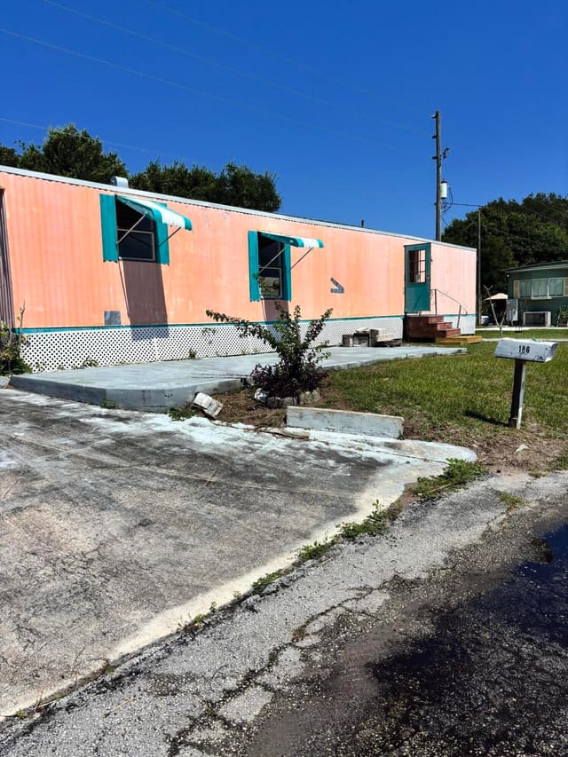 2023 Saint Lucie Boulevard 186, Whispering Creek, Fort Pierce, FL