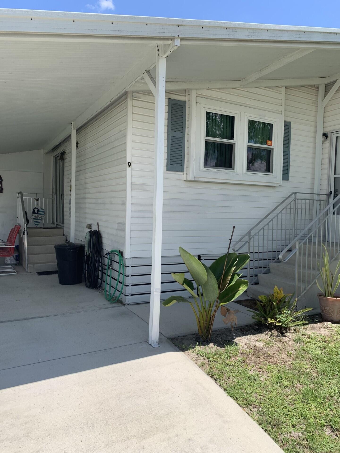 9 Universidad Lane — photo 4
