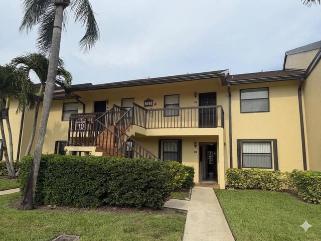 4688 Lucerne Lakes Blvd Boulevard E 104, Lake Worth, FL 33467