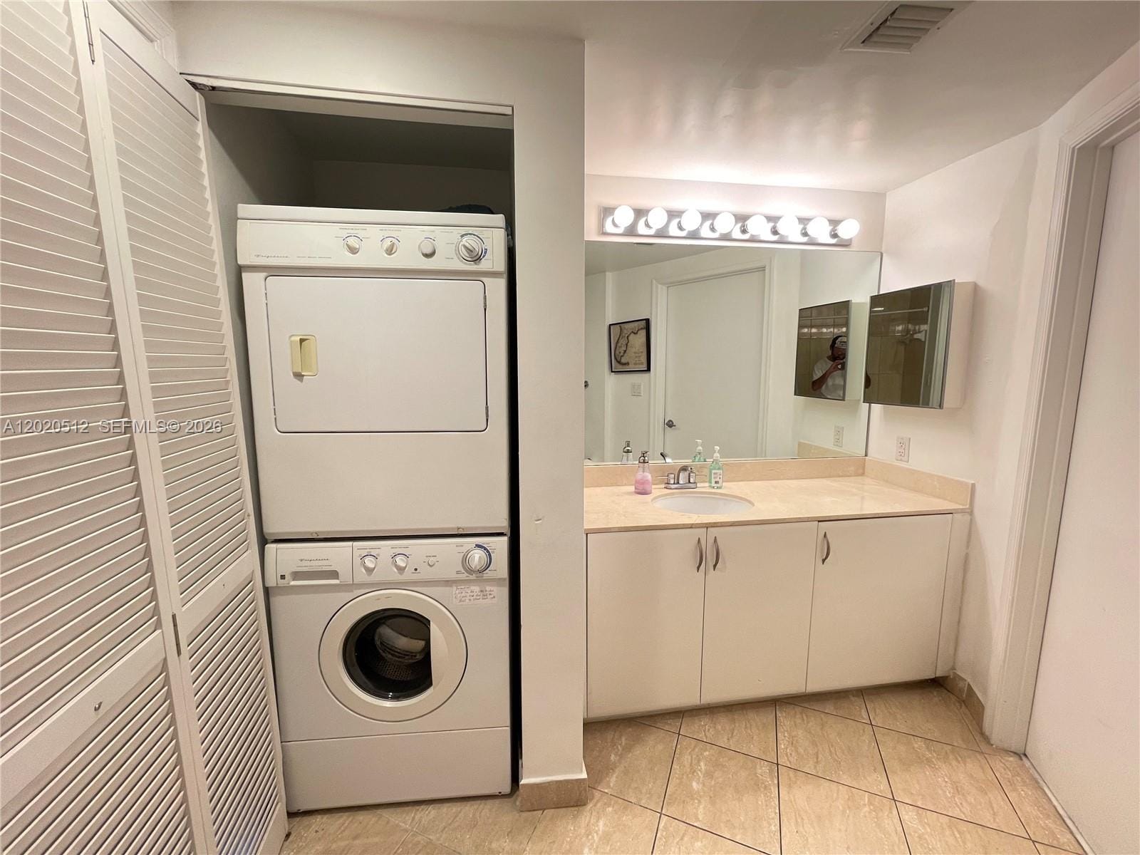 1750 N Bayshore Drive 5614, Miami, FL 33132 photo 27