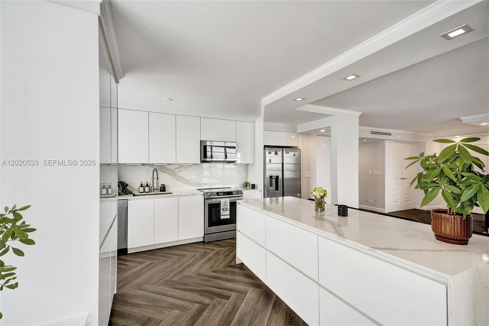 230 174th Street 2112, Sunny Isles Beach, FL 33160, Sunny Isles Beach