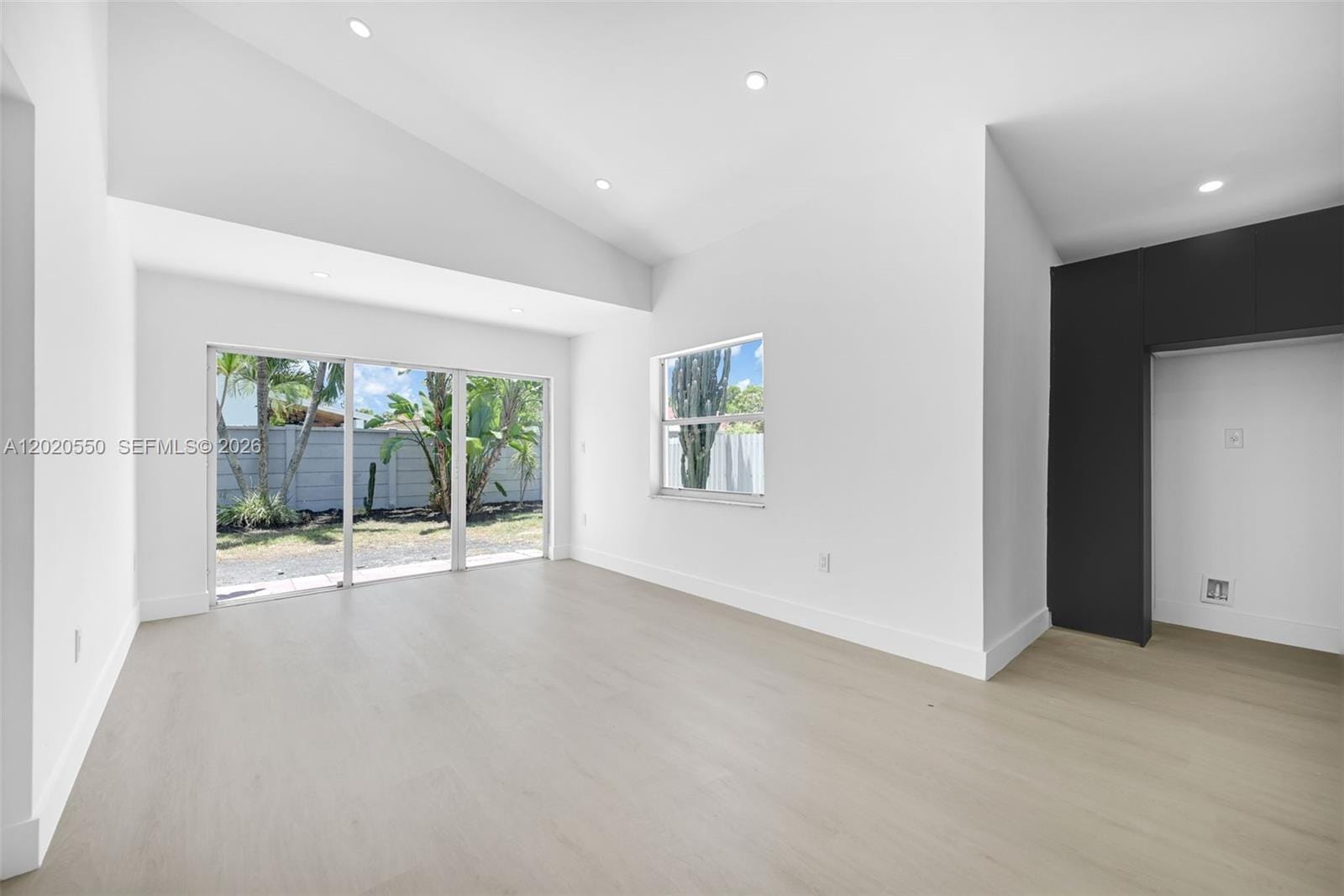 7868 NW 194th Street, Hialeah, FL 33015 photo 21