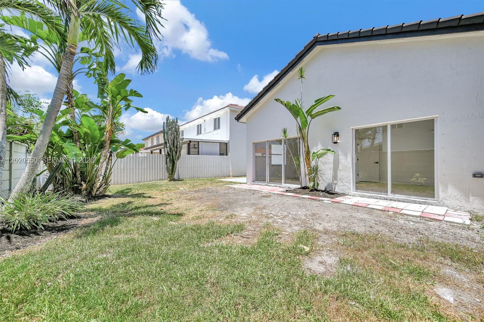 7868 NW 194th Street, Hialeah, FL 33015 photo 4