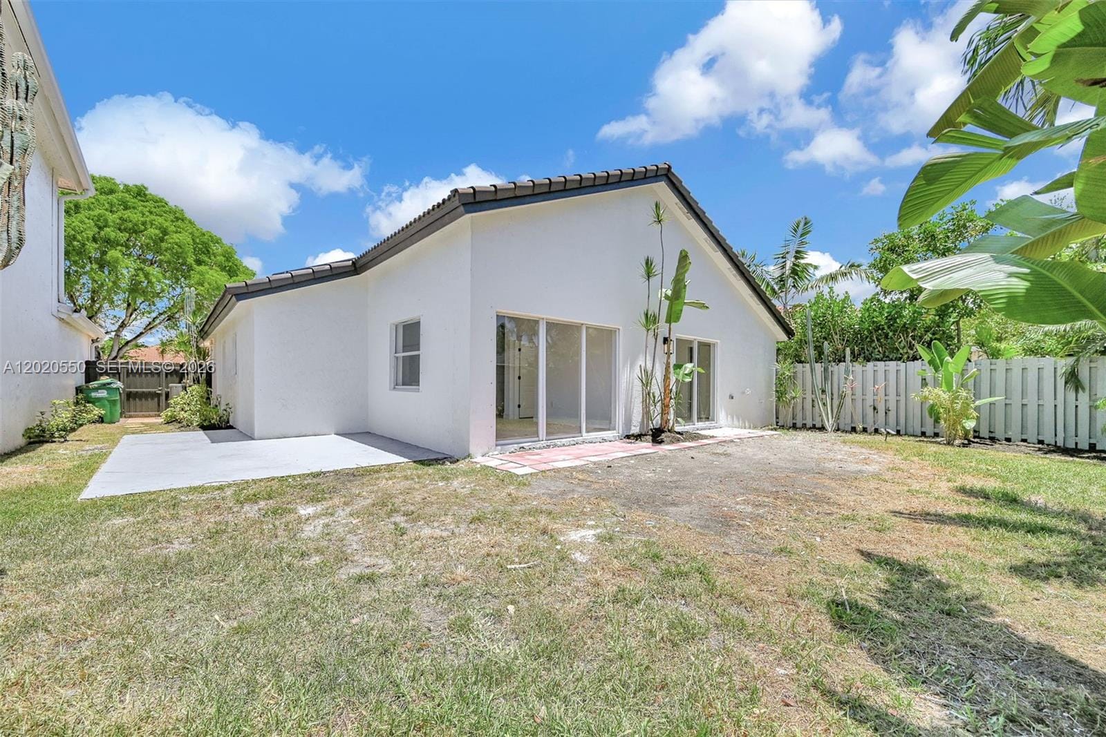 7868 NW 194th Street, Hialeah, FL 33015 photo 5