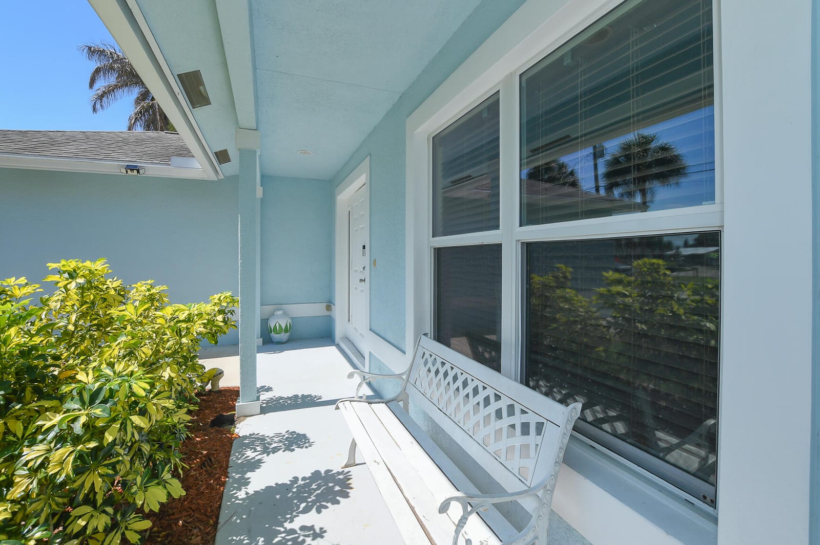 5805 Cassia Drive — photo 9