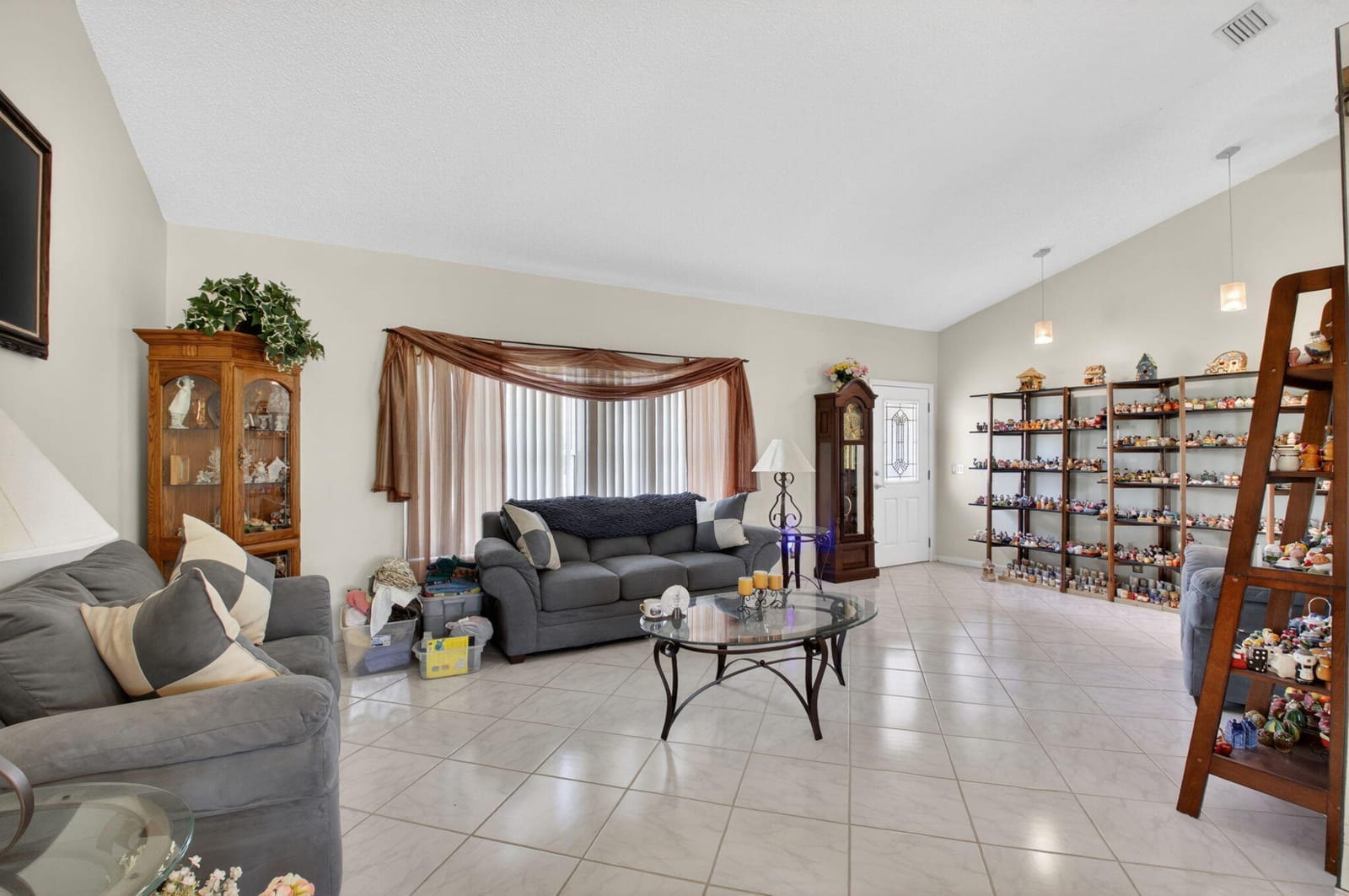 8344 Blue Cypress Drive — photo 4