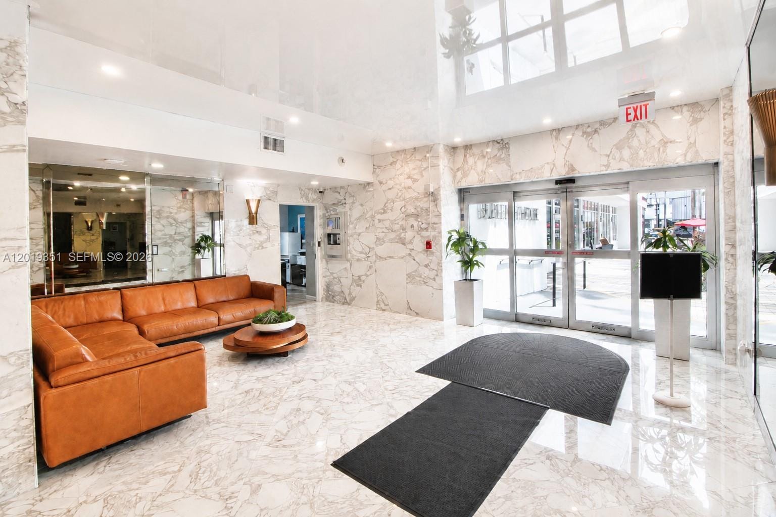 7135 Collins Avenue 912, Miami Beach, FL 33141 photo 4