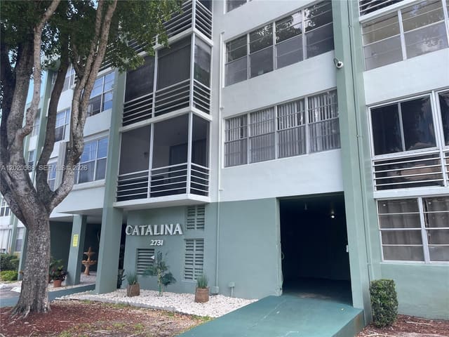 2731 Taft Street 311, Hollywood, FL 33020