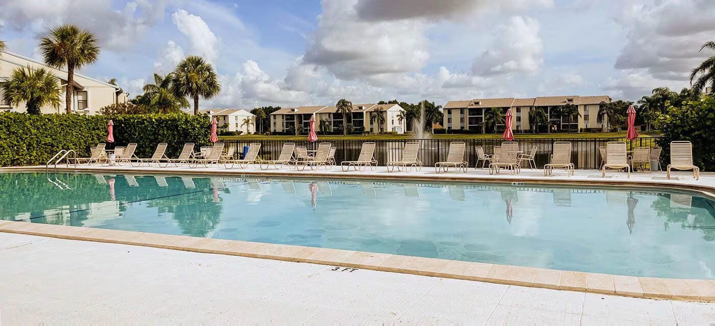 1105 Green Pine Boulevard C1, West Palm Beach, FL 33409 photo 10