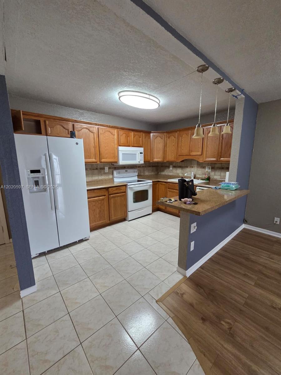 4133 NW 88th Avenue 102, Coral Springs, FL 33065, Coral Springs