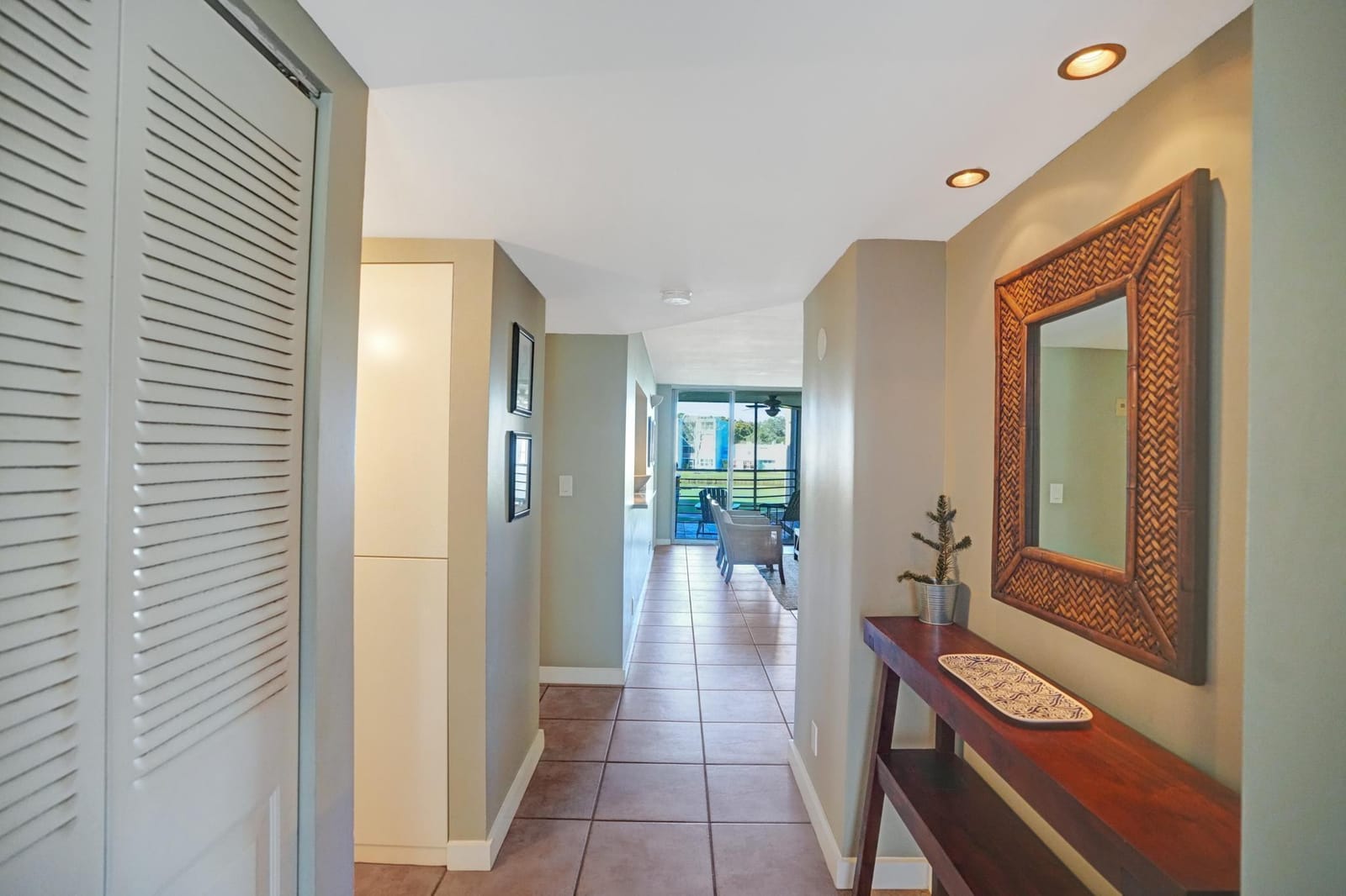 1831 Sabal Palm Drive 202 — photo 2