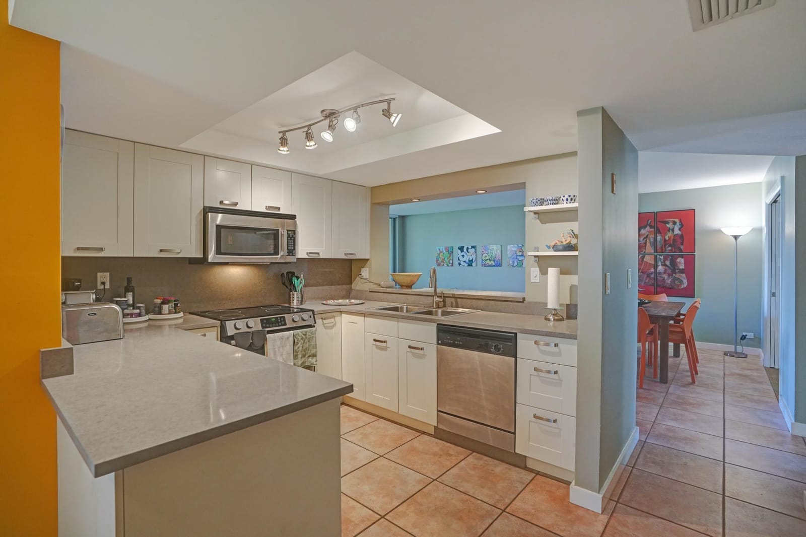 1831 Sabal Palm Drive 202 — photo 4