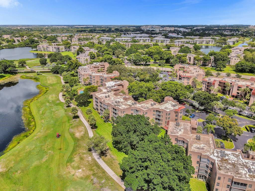 1831 Sabal Palm Drive 202, Davie, FL 33324, Davie