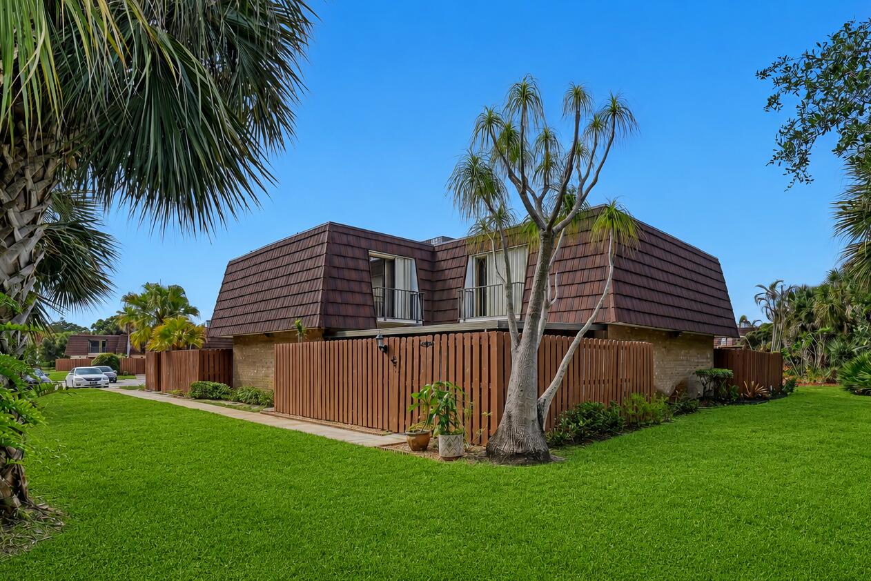 5808 SE Riverboat Drive 304, Stuart, FL 34997, Stuart