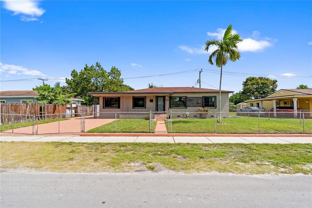 3155 NW 81st Terrace, sold in Greenville Manor, Miami, FL