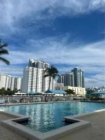 800 Parkview Drive 406, Hallandale Beach, FL 33009 photo 1