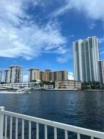 800 Parkview Drive 406, Hallandale Beach, FL 33009 photo 2