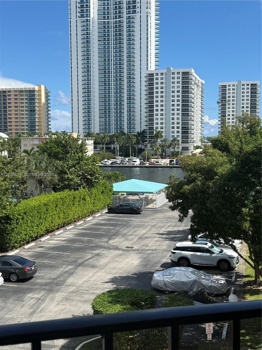 800 Parkview Drive 406, Hallandale Beach, FL 33009 photo 17