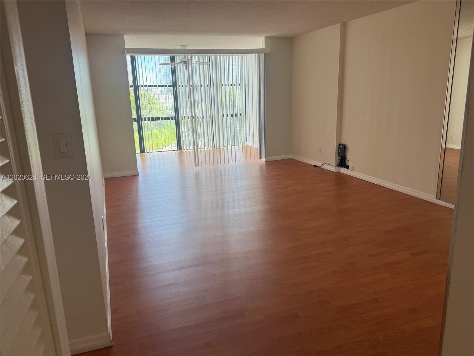 800 Parkview Drive 406, Hallandale Beach, FL 33009 photo 3
